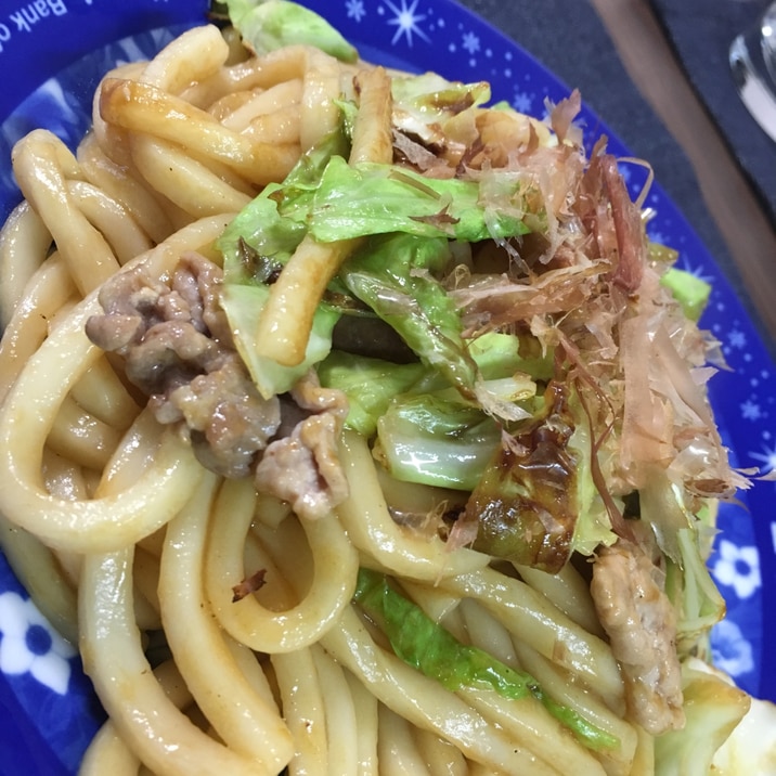 簡単 安い 美味しいの三拍子‼️おいしい焼うどん